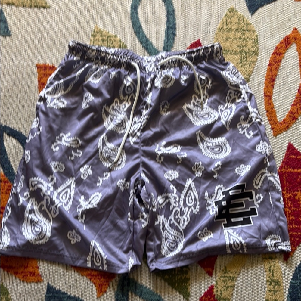Paisley Patterned Gray Shorts